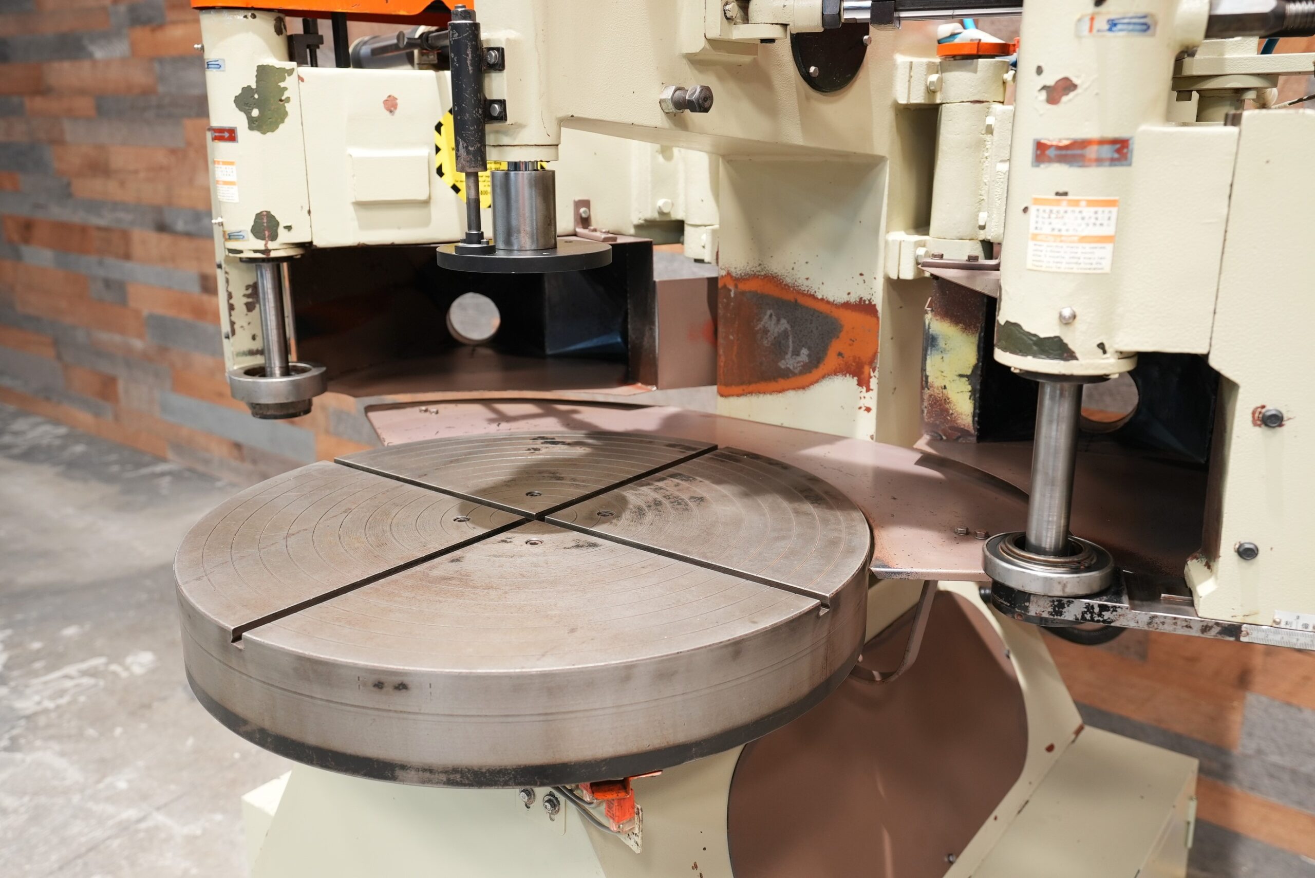 Lobo LH-40TC Auto Copy Shaping Machine (1-1/4
